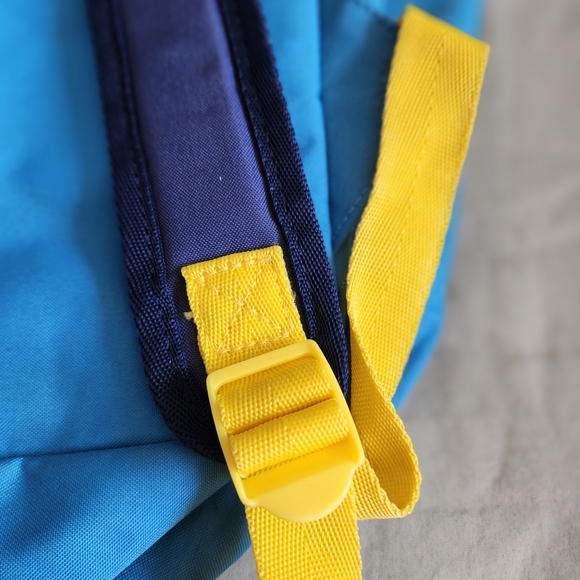 Disneyland Resort Winter Play Park Backpack - Blue Unisex - Picture 8 of 10